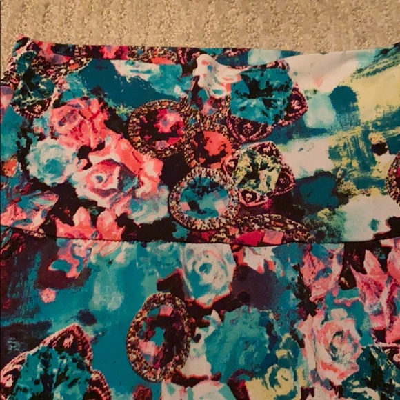 Pencil skirt - Picture 2 of 2